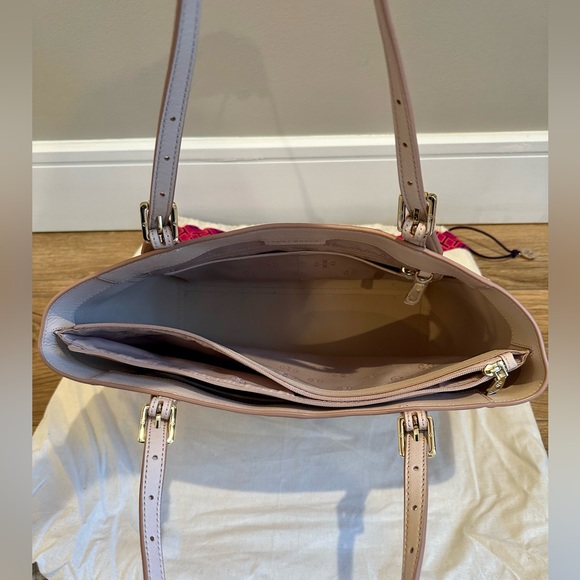 Tory Burch- York Oak Small Buckle Tote Handbag - Picture 9 of 10